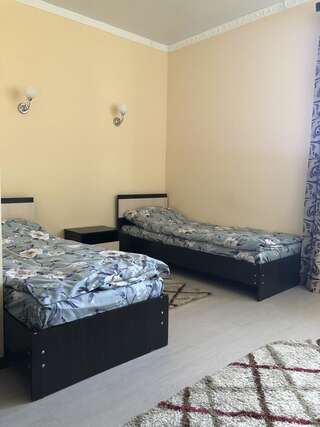 Мини-отель Mini-Hotel hotel Tulpar Qarghaly Небольшой двухместный номер с 2 отдельными кроватями-3